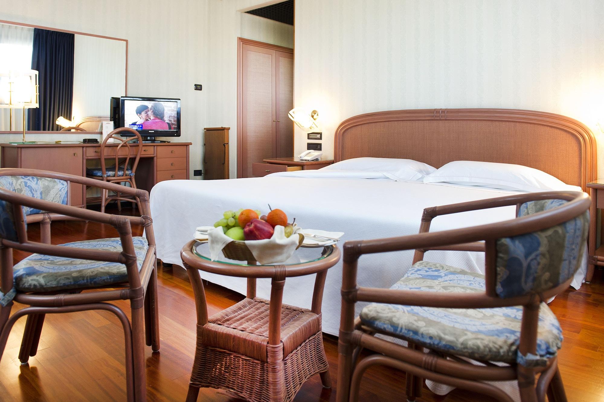 Abacus Hotel Sesto San Giovanni Exterior photo