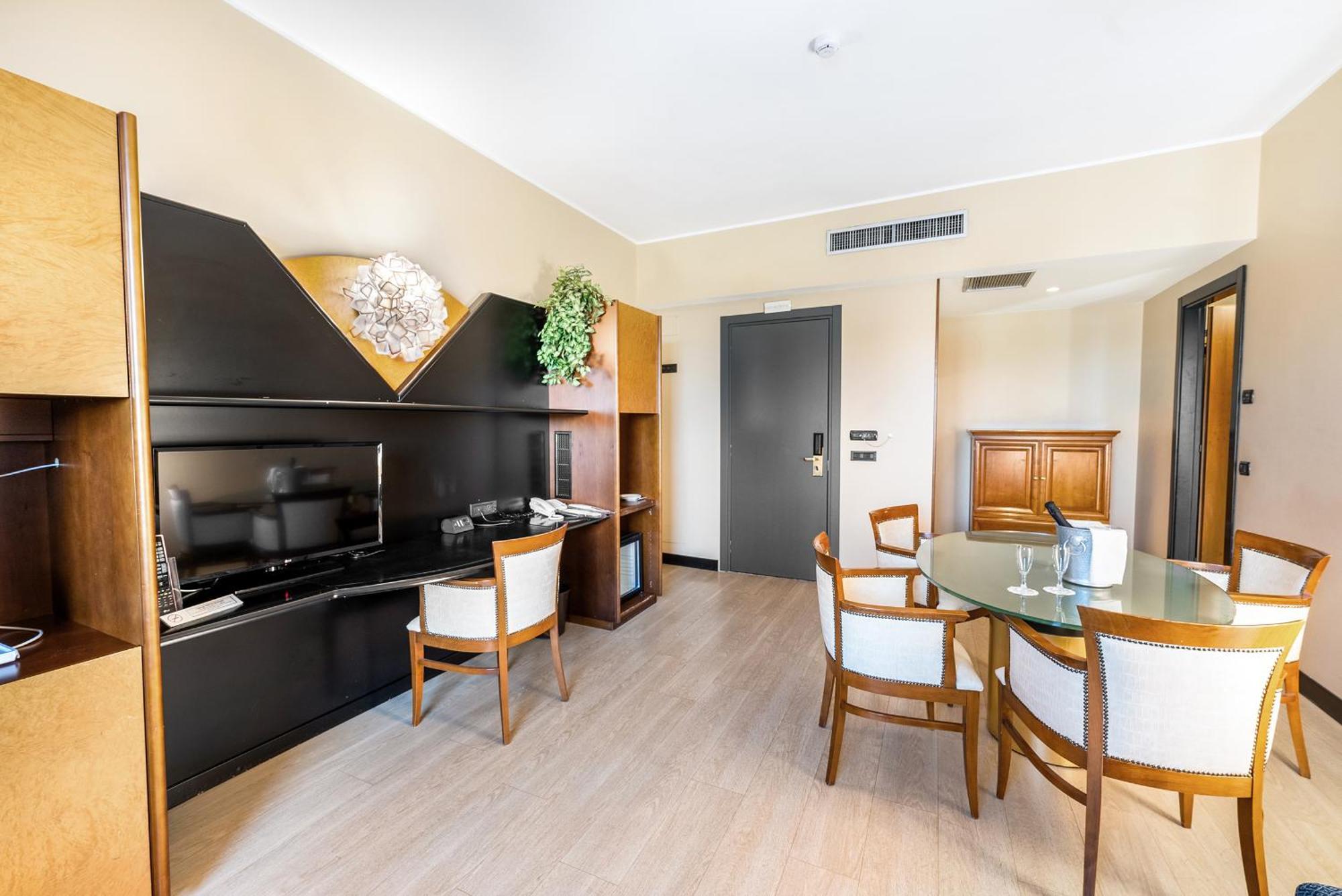 Abacus Hotel Sesto San Giovanni Exterior photo